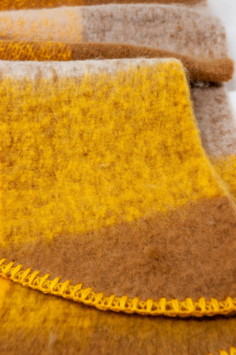 Scarf in Beige and Yellow