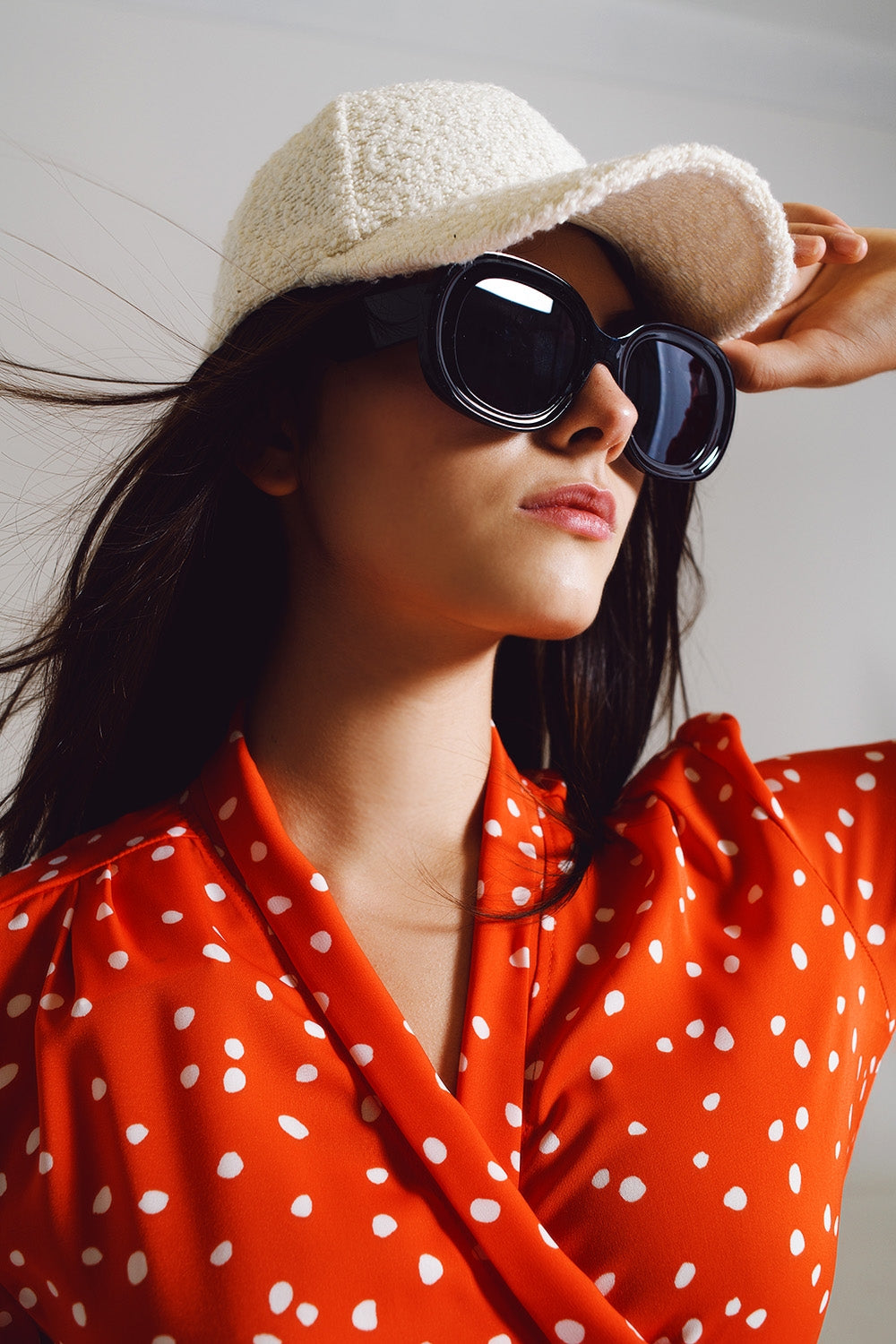 Oversized Circular Sunglasses in Black