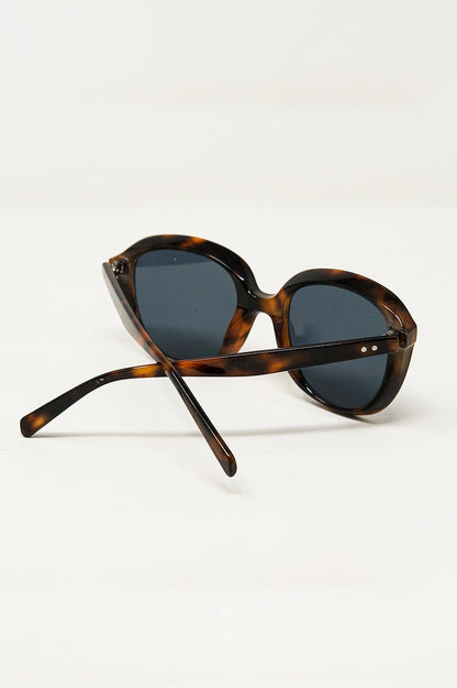 Round Sunglasses in Dark Tortoise Shell