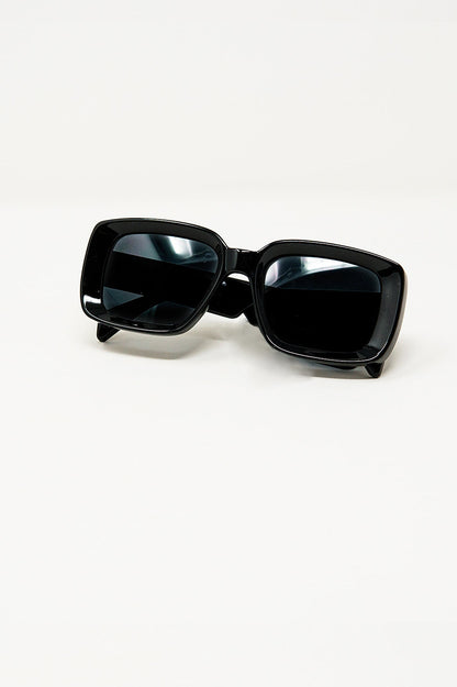 Oversized Rectangular Sunglasses With Wide Frame in Black