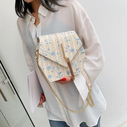 Hexagon Style Straw Lace Embroidery Bag