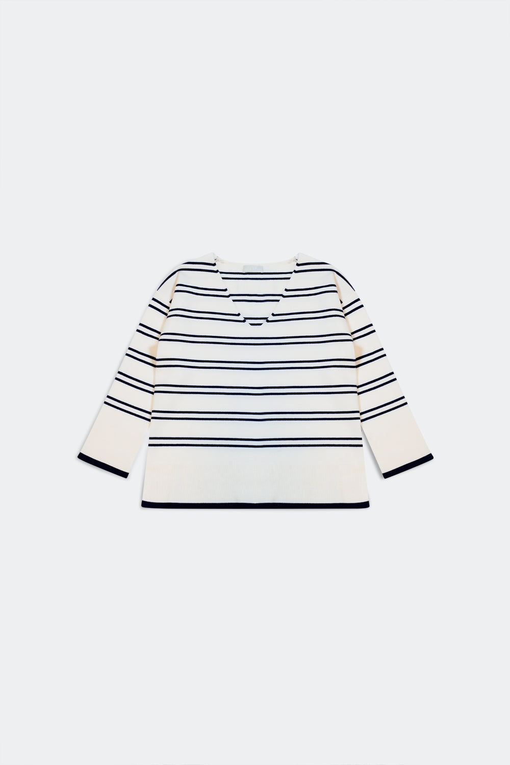 Sweater in White With Navy Stripe